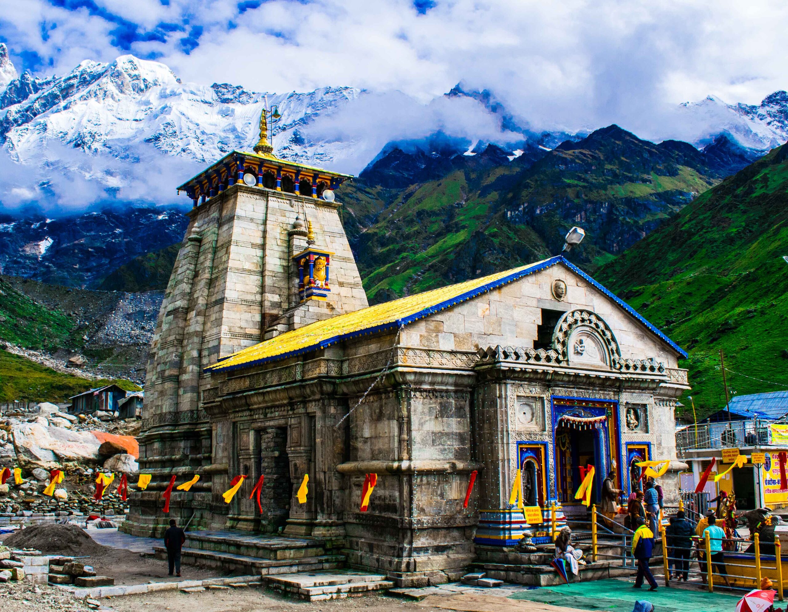 Kedarnath_Temple_in_Rainy_season